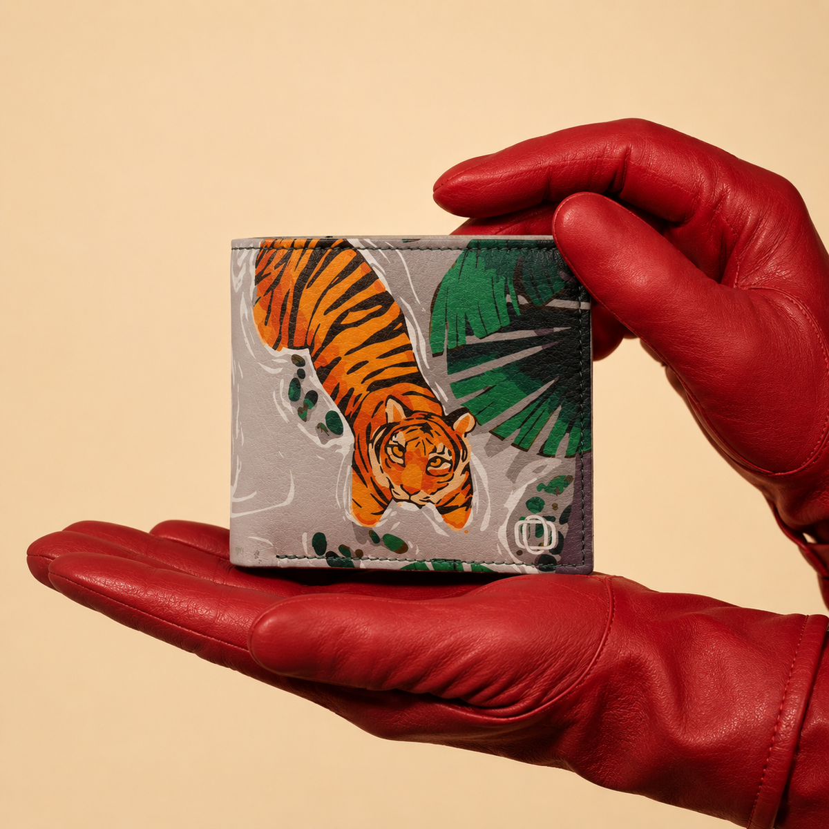 Mens Bifold wallet Buy 1 Get 1 Combo (Tiger and poker)